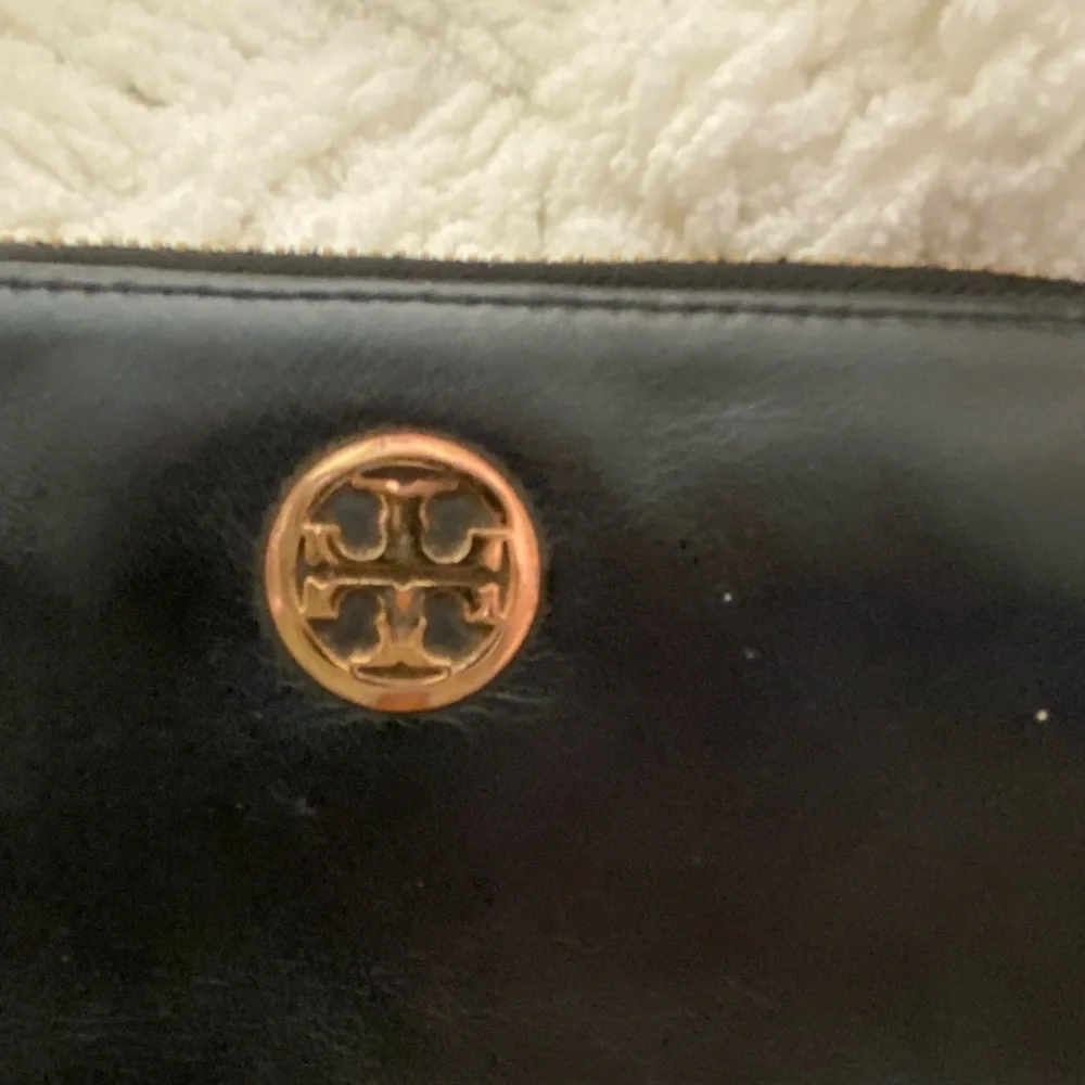 Tory Burch sleek tory